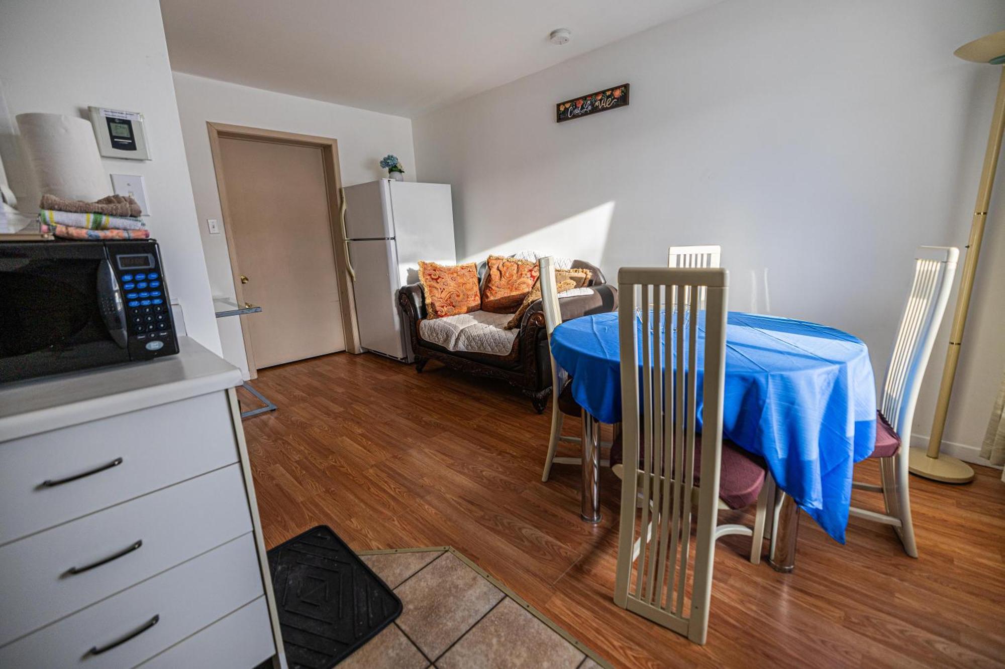 Motel Deblois Sainte-Anne-de-Beaupré Esterno foto